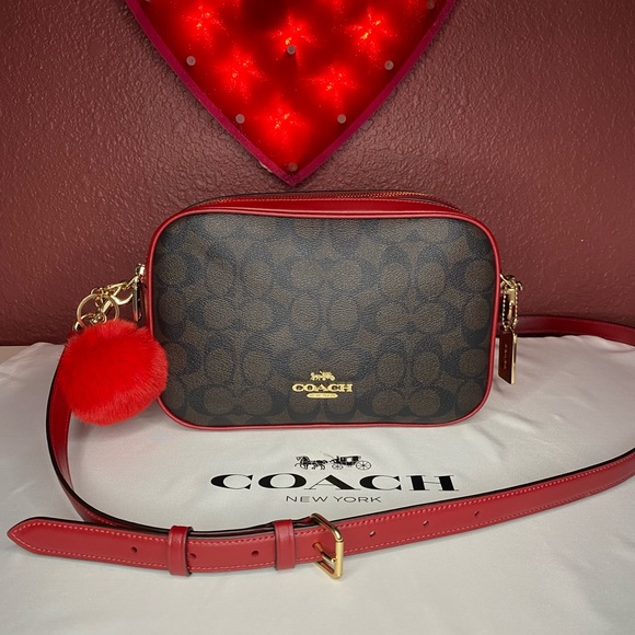 Coach Handbags - Coach Jes Crossbody In Signature Canvas